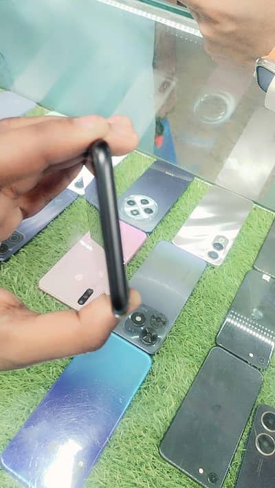 Iphone se 2020 non pta 10/10 condition