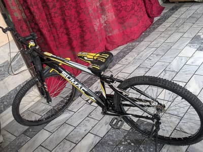 sumac mountain bike in 10/10 condition for sell