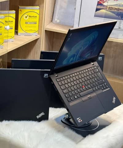 Lenovo Thinkpad L14 Ryzen 5 pro 11th Gen 2GB Dedictaed Graphics