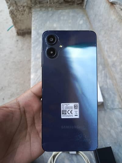 Samsung A06, 4 + 64gb