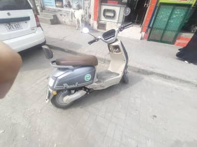 eveon Pearl just 850km drive excellent condition