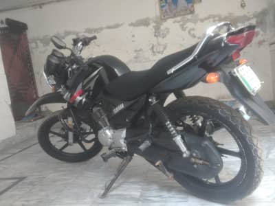 Yamaha bike YBR good condition 10 by10 copy letter avylbival biometric