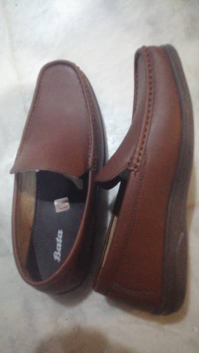 New  Shoe Bata Company - Size  10