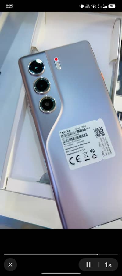 Price 55k full 10/10 condition pta approved with box and charger