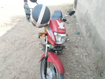 Honda prider CD 100