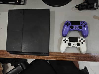 Ps4 fat 11.50 firmware(jailbreakable) | 2 Controllers