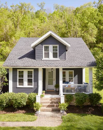 Upper portion for family in G-8