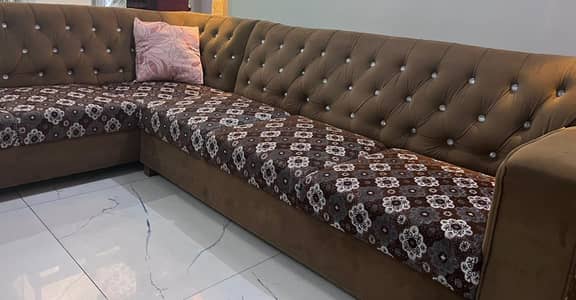 L Shaped 6 Seater Sofa , 2 Tables for Sale