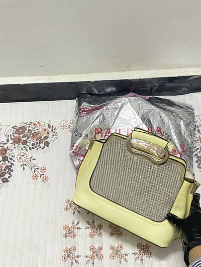 White Blinky/shiny handbag