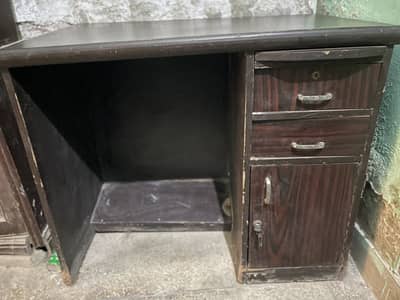 Study table/ office table