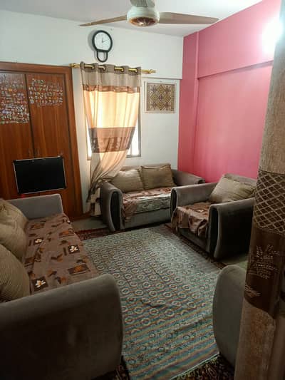 Flat is available for sale in Bhayani Heights. Beautiful American kitchen, high quality mosaic flooring and a well-equipped accommodation.