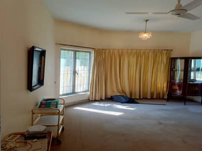 10 MARLA OLD SPANISH HOUSE For Sale in DHA phase 2 (CHEAP PRICE)