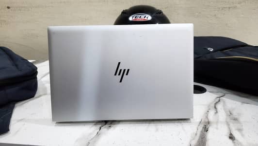 HP EliteBook 830 G8  core i5 11gen – With touch secreen