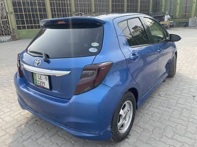 Toyota vitz 2015/19 mint condition