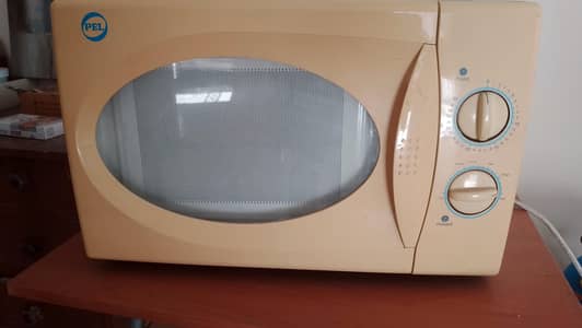 PEL microwave good condition for sale!