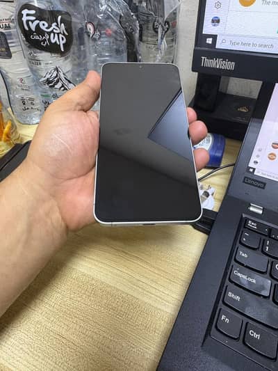 Samsung Galaxy s25Fe brand new condition dual sim