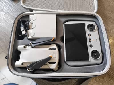 DJI Mini 3 Pro with Combo mint Condition