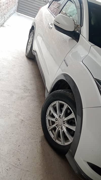 HONDA VEZEL Hybrid AWD 16/21/22