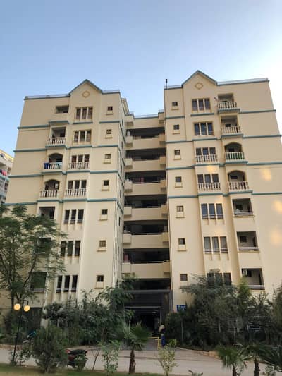 3 Bed Apartment with Drawing Room for Sale Investor Price | Prime Location