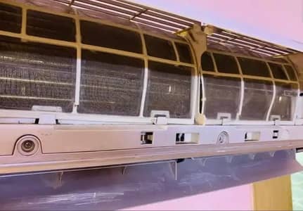 Kenwood AC 2 years used only mint condition