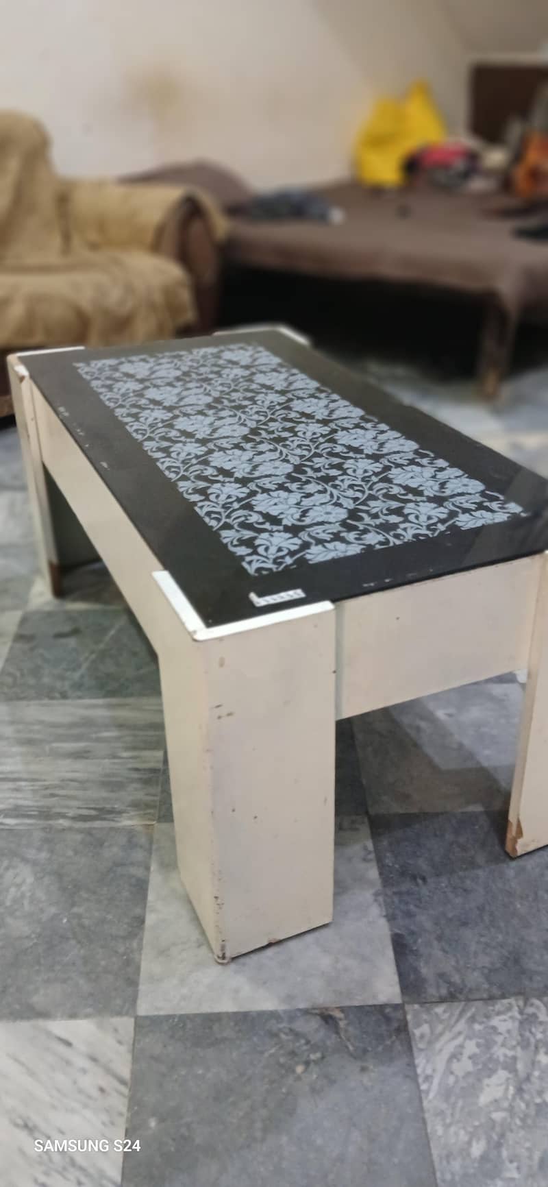 drowing room table 1