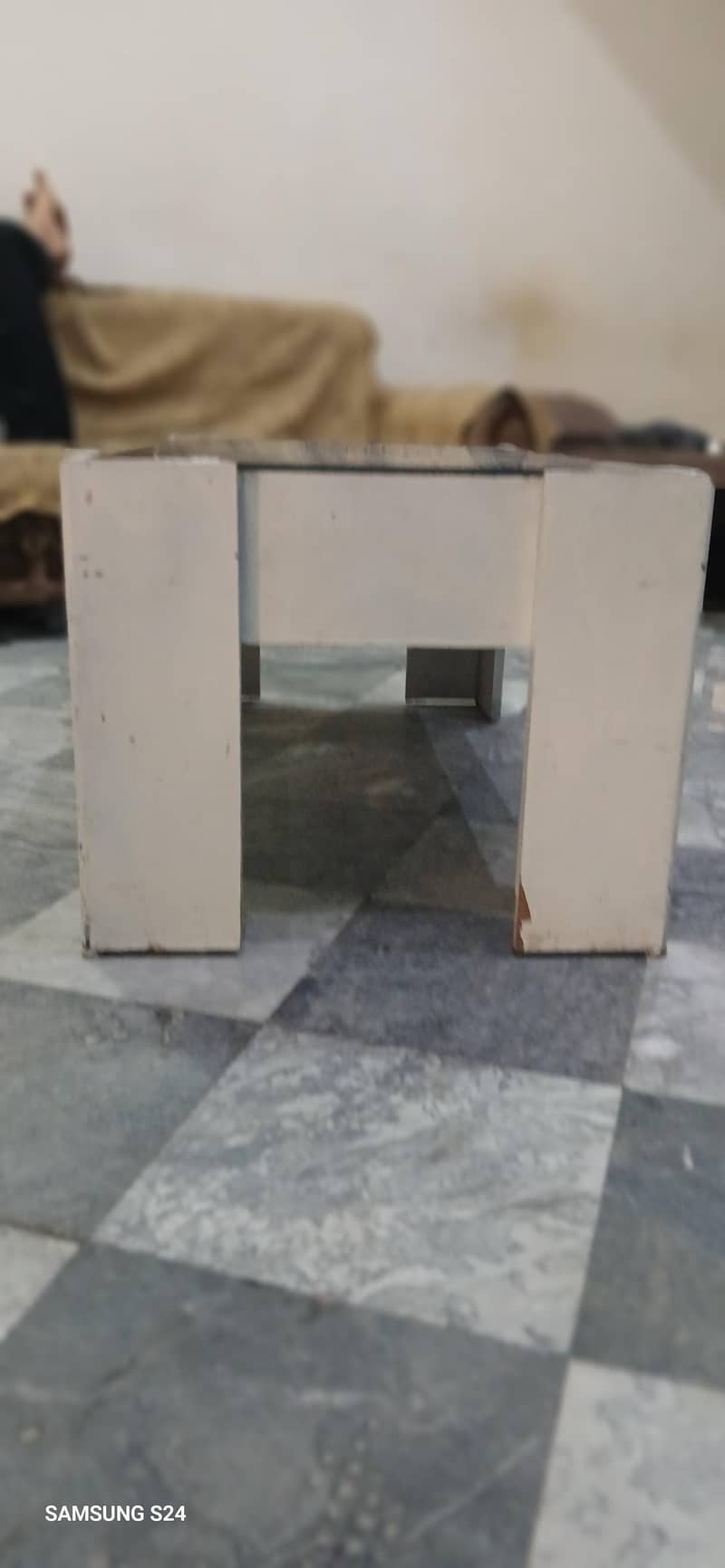 drowing room table 5