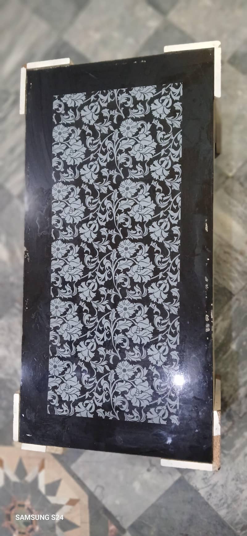 drowing room table 7