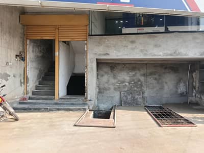 Need a female girl Use software excel Engine oil company