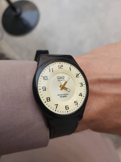 Q&Q Analog Origina Vintage