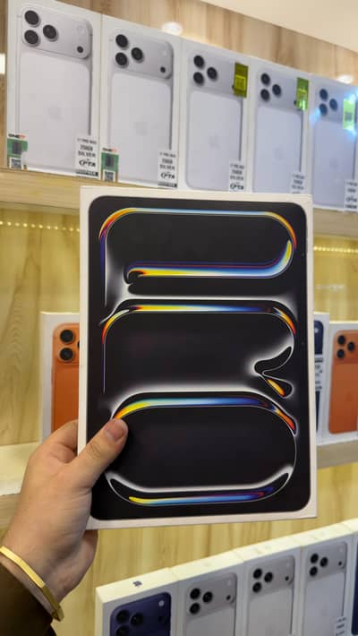 ipad pro M5 11-inches  256gb Silver  (wifi+cellular)