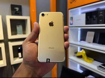 Iphone 7 10/10 Condition