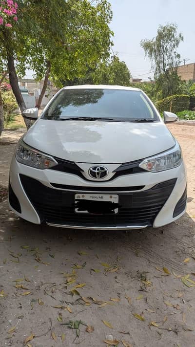 Toyota Yaris 1.3 MT 21/23