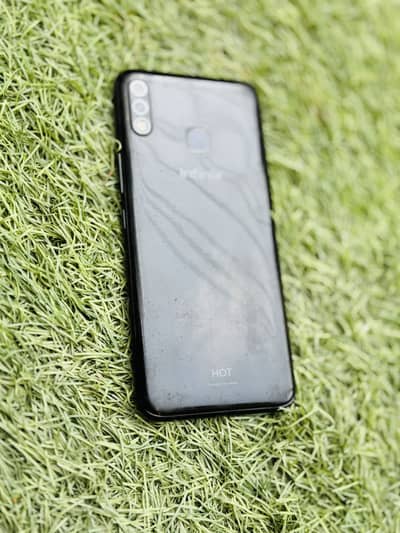Infinix Hot 8 lite