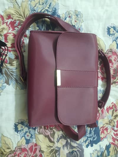 Royalle Hand Bag