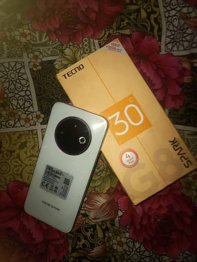 6/128 gb on touch mobile hai with box like new