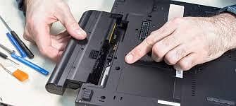 Laptop battery repair center