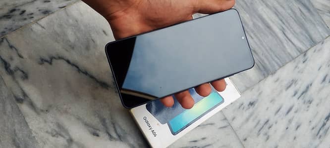 Samsung galaxy a06 with box