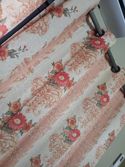 brand new never use 5 by 8fit size 3 curtains avalble