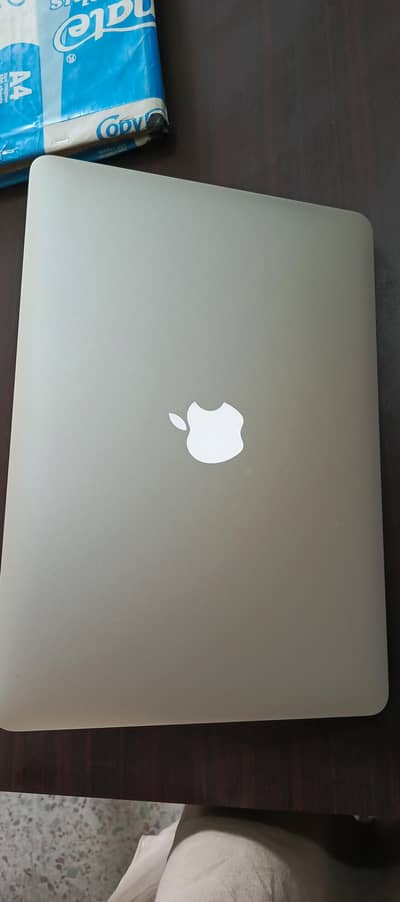 MacBook Air, 2017 modal, 8GB, 128 SSD, Condition 100% new