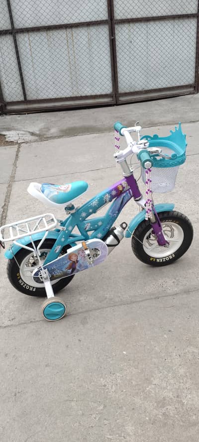 brand new girls bycle for sale