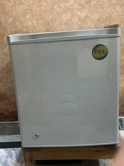 Pel Mini Refrigerator-Compact Size-Excellent Condition