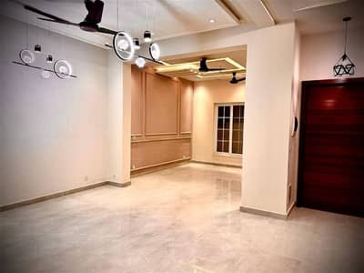 Brand New 5 Marla Elegant House Available For Rent SECTOR G Near To Park And Market Beautiful Location