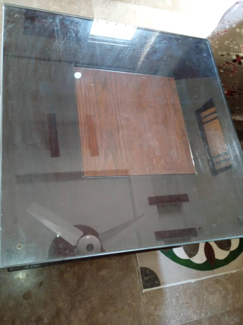 central table and 2 side table 0