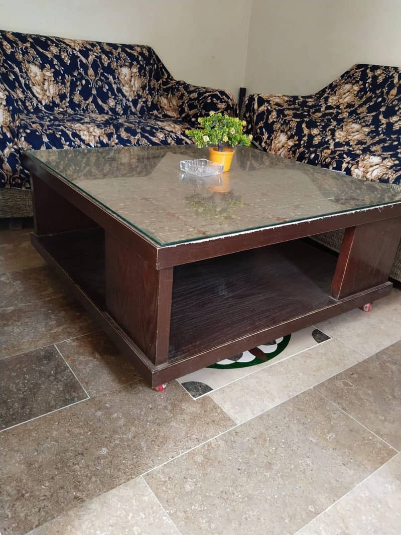 central table and 2 side table 4