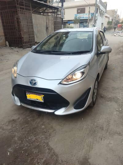 TOYOTA AQUA 20/24 OWN NAME GOOD CAR