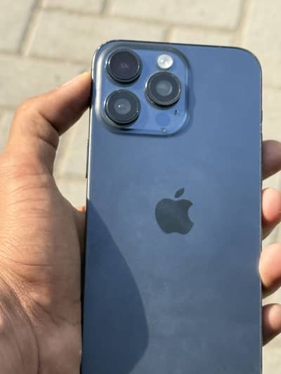 15 pro max 256/gb factory unlock 4 month e sim time available