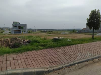 Back Open Boulevard Top Height Location Extra Land Plot