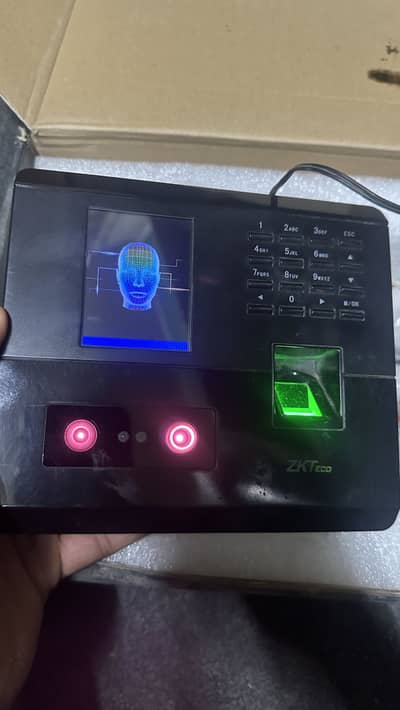 ZKT thumb and face machine