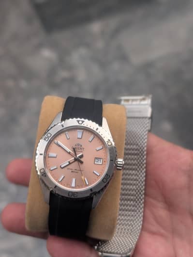 Orient Mako 40 Salmon Dial Luxury Watch