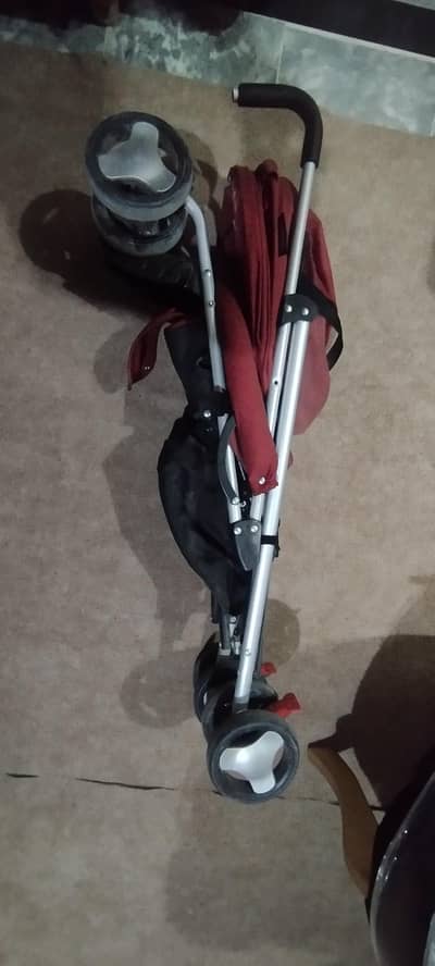 folding Pram two month used